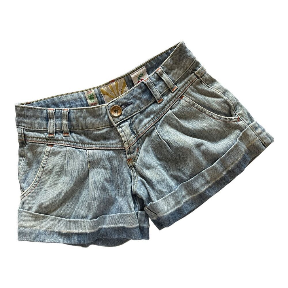 Farm Rio Jeans High Waisted Light Wash Denim Cuffed Shorts Pleated Size 36